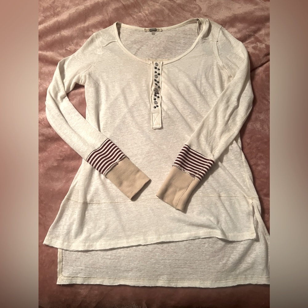 Gimmicks White Beige long Cuffed Sleeve Shirt Size Small